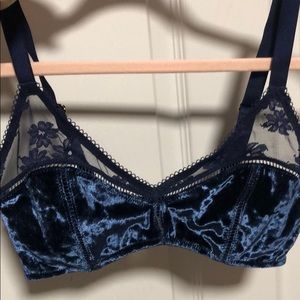 Victoria Secret bralette M